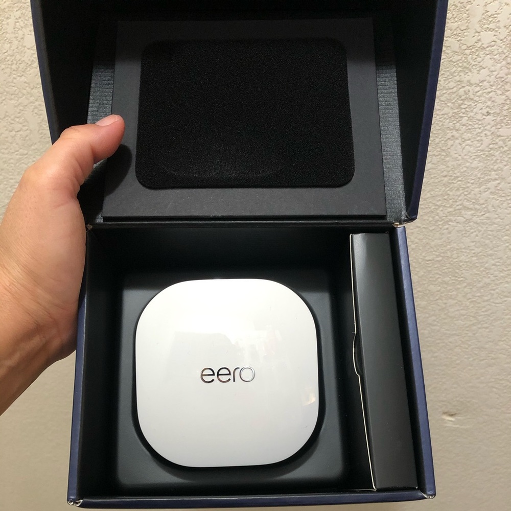 eero 6 AX1800 Dual-Band Mesh Wi-Fi 6 Router